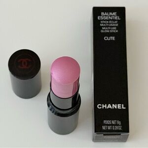 NWT Chanel Baume Essentiel Multi-Use Glow Stick, Cute